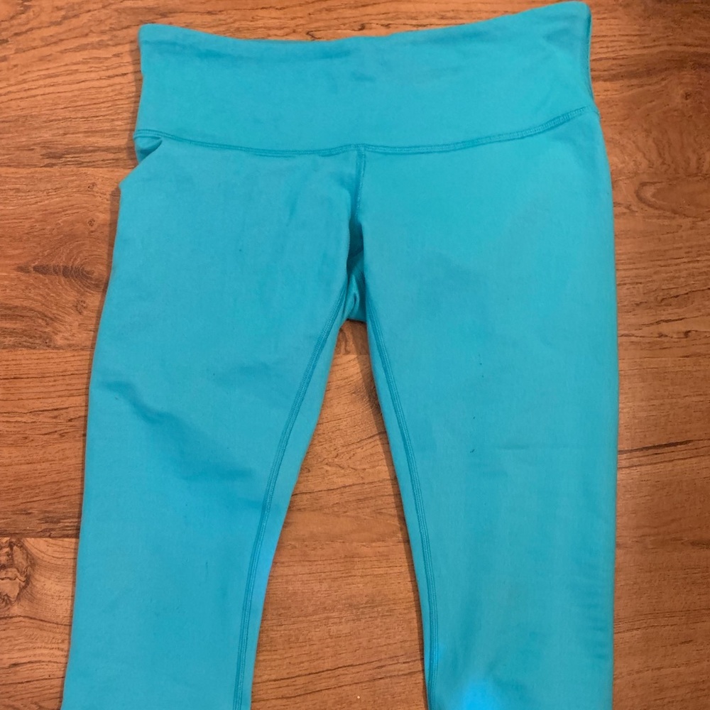Lululemon crop leggings